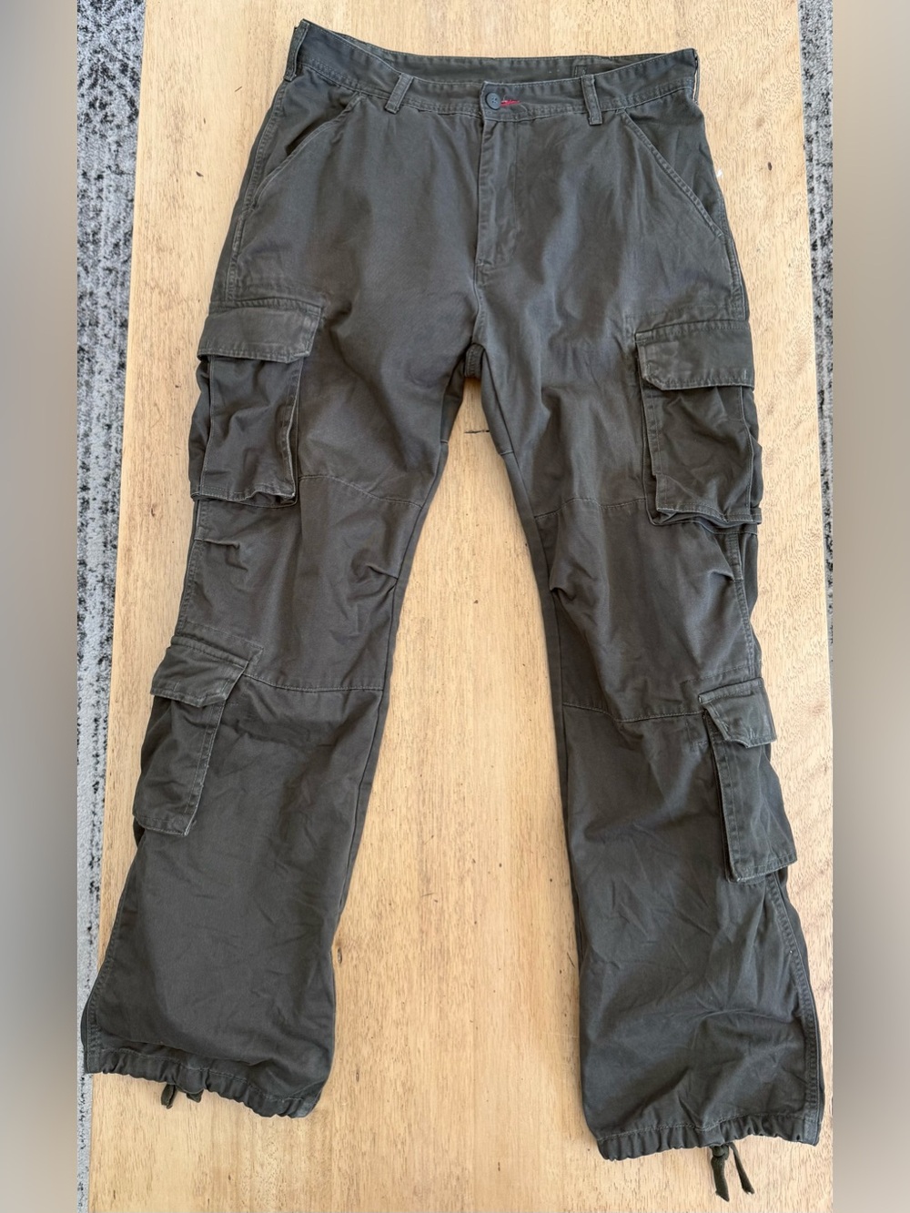 MNML Men's Cargo Pants in Olive